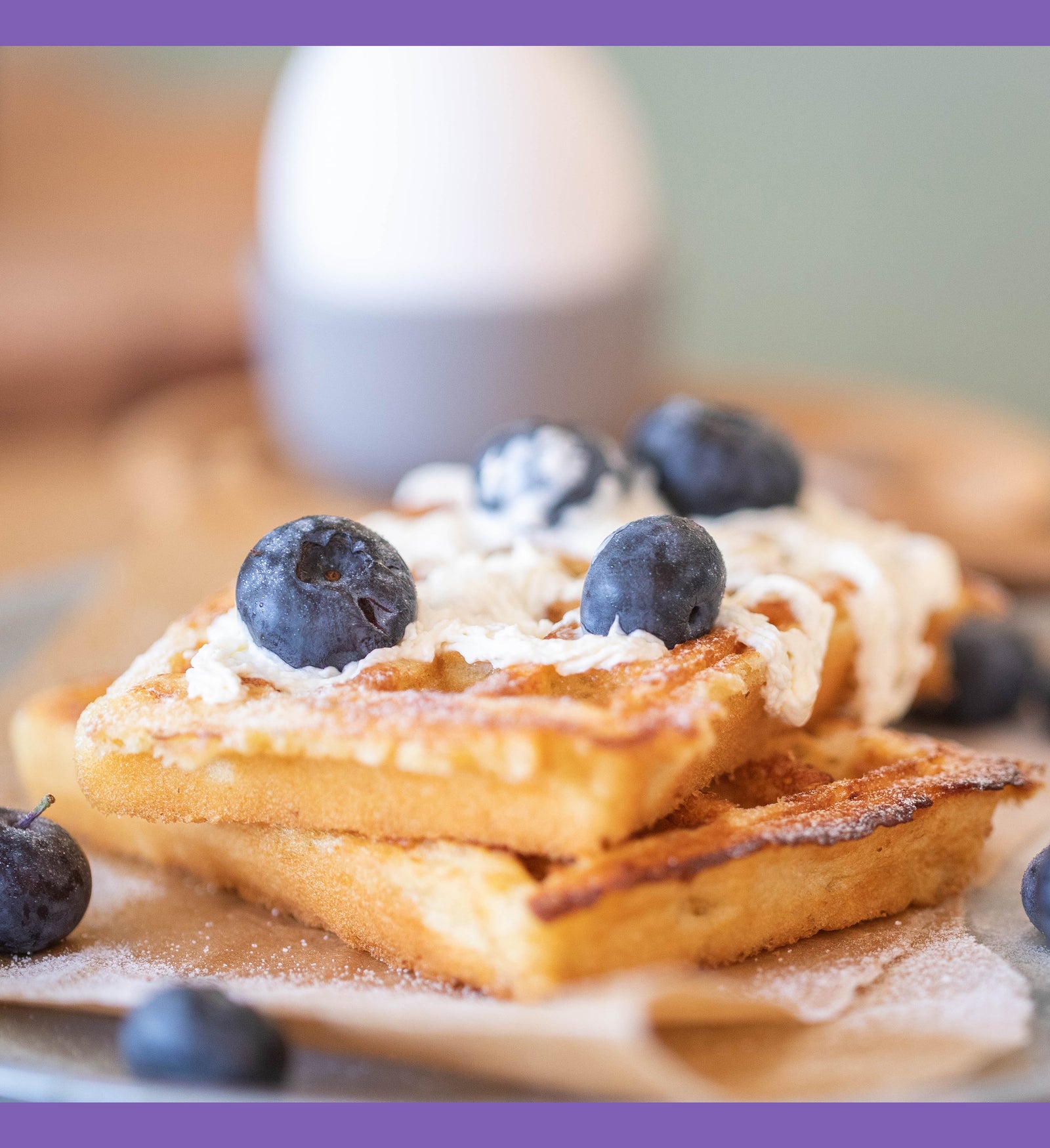 Waffeln mit Blaubeer Crema